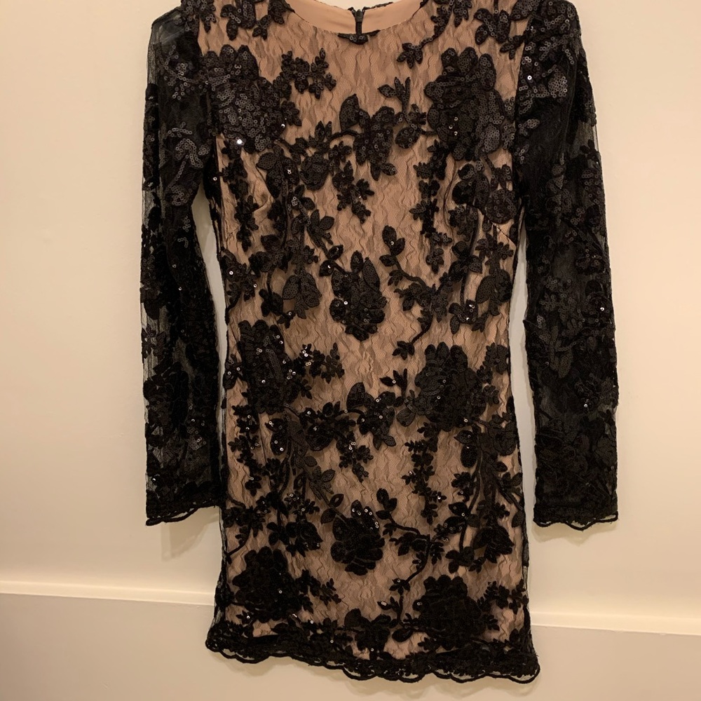 🔥EUC — Dress The Population black beaded dress